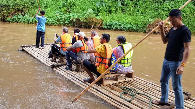 Maetaeng Elephant Park - Bamboo Rafting