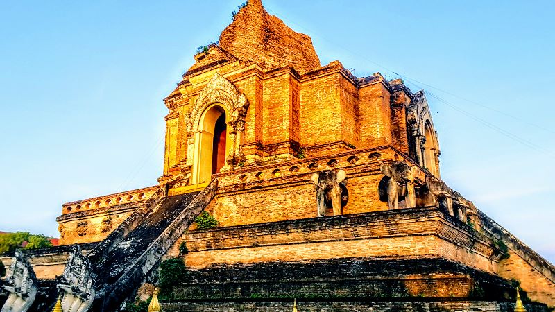 Wat Chedi Luang Chiang Mai