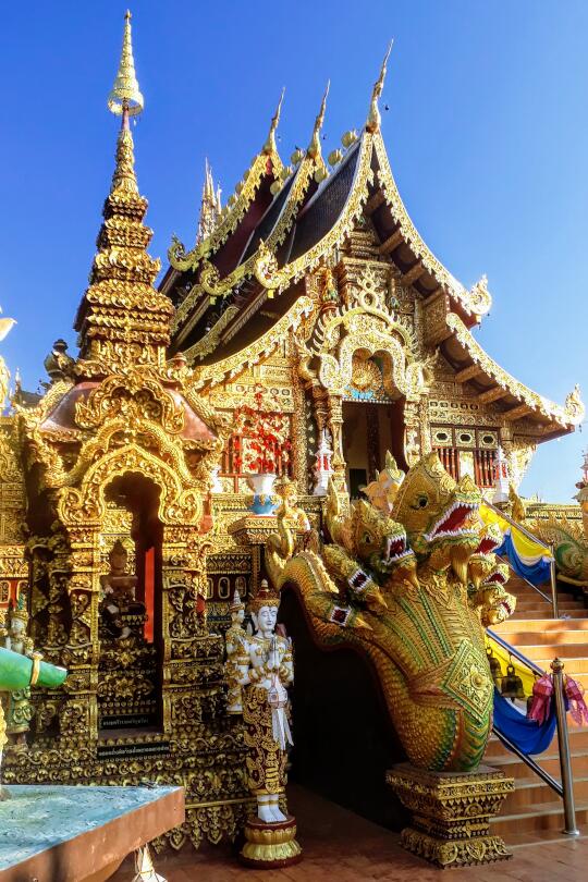 Wat Saeng Kaew Phothiyan Chiang Rai