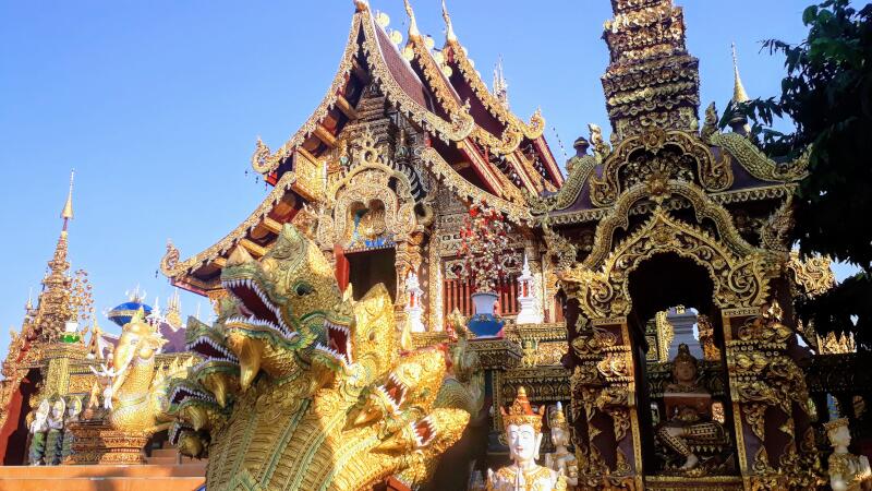 Wat Saeng Kaew Phothiyan Naga