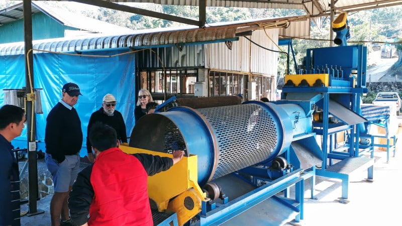 Leesoaw macadamia processing plant, Doi Chang