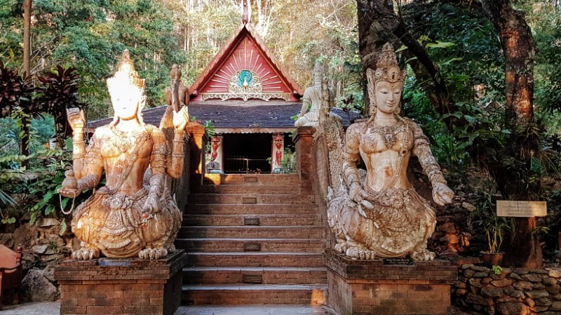 Wat Pha Lat - Temple in Chiang Mai